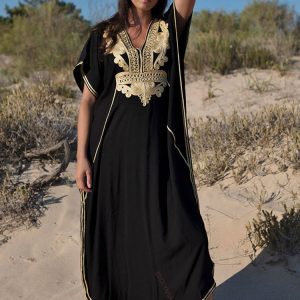 2024 Vintage Embroidery Kaftan Maxi Dress with V-Neck & Batwing Sleeves for Summer Beach Style