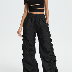 2024 Y2K Aesthetic Black Wrinkled Bottom Cargo Pants for Trendy Street Style