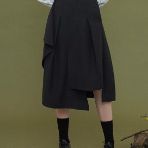 Asymmetrical Black Cargo Skirt for Y2K Fashion Lovers and Coquette Aesthetic Enthusiasts