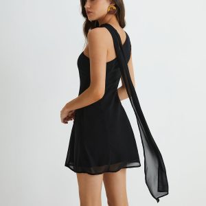 Asymmetrical Cutaway Shoulder Dress in Y2K Style - Trendy Coquette Aesthetic Fashion