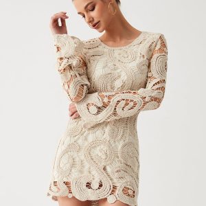 Boho Crochet Paisley Long Sleeve Dress - Vintage-Inspired Aesthetic for Effortless Style