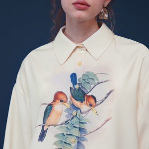 Chic Bird-and-Flower Blouse for a Y2K Aesthetic Look in Nature-Inspired Fashion