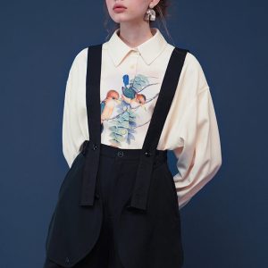 Chic Bird-and-Flower Blouse for a Y2K Aesthetic Look in Nature-Inspired Fashion