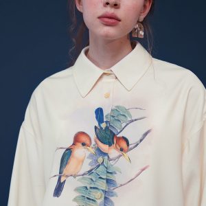 Chic Bird-and-Flower Blouse for a Y2K Aesthetic Look in Nature-Inspired Fashion