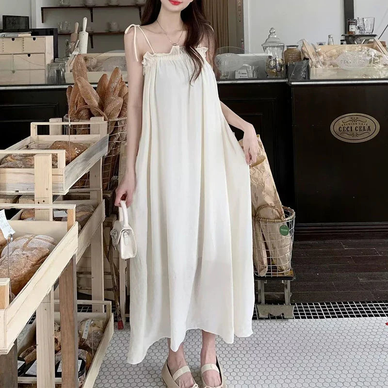 Chic French Style Suspenders Dress - Elegant Waist-Tightening Princess Dress for Spring/Summer 2024