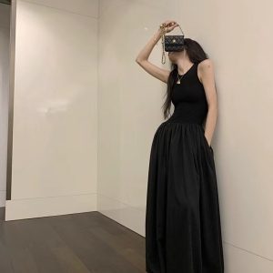 Chic Minimalist Sleeveless Long Dress for Effortless Y2K Aesthetic Style