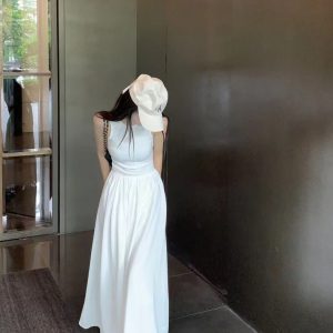 Chic Minimalist Sleeveless Long Dress for Effortless Y2K Aesthetic Style