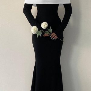 Chic Off Shoulder Maxi Dress - Y2K Aesthetic with Grunge and Coquette Style Vibes