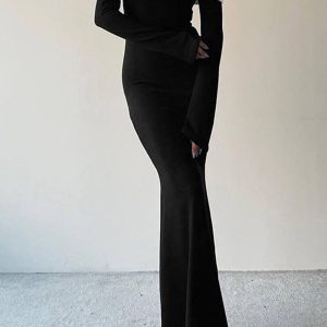 Chic Off Shoulder Maxi Dress - Y2K Aesthetic with Grunge and Coquette Style Vibes