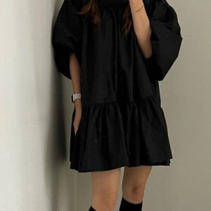 Chic Pleated Balloon Sleeve Dress - Effortless Y2K Style for Casual Elegance