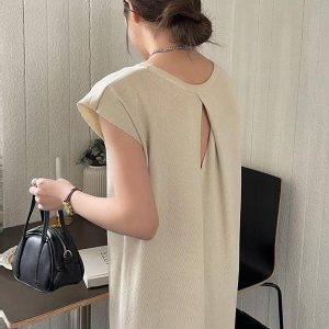 Chic Round-Neck Open Back Sleeveless Dress for Y2K Fashion and Coquette Aesthetic