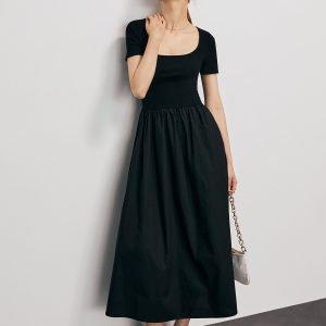 Chic Solid Round Neck Pleated Midi Dress for Effortless Y2K Aesthetic Style