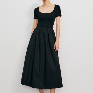 Chic Solid Round Neck Pleated Midi Dress for Effortless Y2K Aesthetic Style