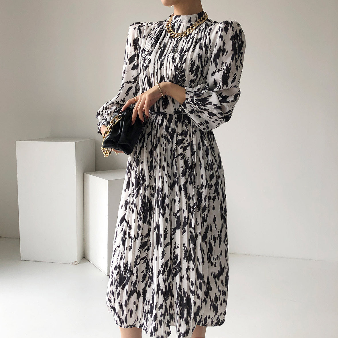 Chic Y2K Aesthetic Lace-Up Printed Midi Dress for Stylish Women