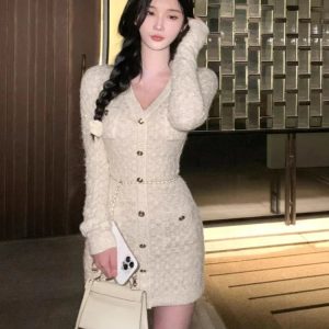 Chic Y2K Mini Dress - Elegant Slim Knitted Bodycon One Piece for Winter Party Fashion 2024