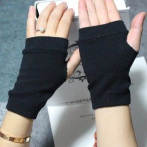 Cozy Solid Color Knitting Gloves for Y2K Aesthetic and Grunge Style Outfits