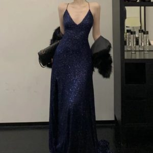 Elegant Backless V-Neck Evening Dress with Sequins - Slim Fit Spring/Summer Party Gown