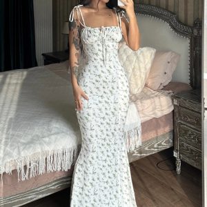 Elegant Floral Off-Shoulder Dress for Women - Summer Lace-Up Deep V Neck Holiday Beachwear