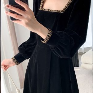 Elegant Long Sleeve Streetwear Dress for Women - French Style Solid Square Collar 2023 Spring Summer