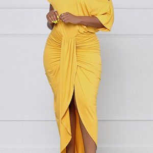 Elegant One-Shoulder Pleated Dress in Y2K Aesthetic for Chic and Stylish Outfits