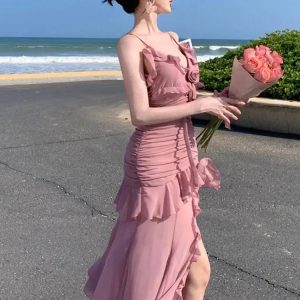 Elegant Pink Ruffled Spaghetti Strap Dress - Vintage Pleated Summer Beach Outfit for Women