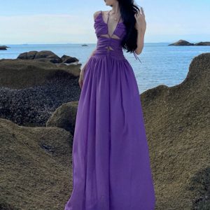 Elegant Purple Deep V Halter Chiffon Beach Dress with Spaghetti Straps for Seaside Style