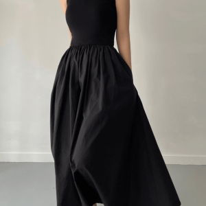 Elegant Round Neck Pleated Long Dress - Y2K Aesthetic Slim Fit for Chic Style