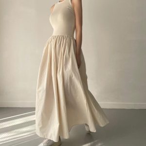 Elegant Round Neck Pleated Long Dress - Y2K Aesthetic Slim Fit for Chic Style