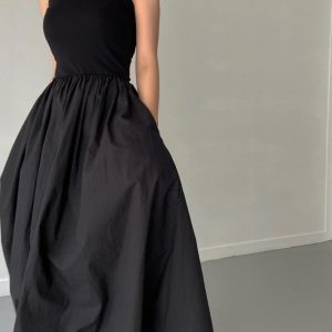 Elegant Round Neck Pleated Long Dress - Y2K Aesthetic Slim Fit for Chic Style