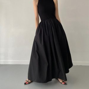 Elegant Round Neck Pleated Long Dress - Y2K Aesthetic Slim Fit for Chic Style