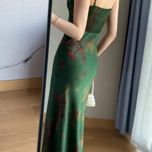 Elegant Vintage Green Satin Floral Print Bodycon Dress for Summer Evening Parties