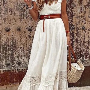 Elegant White Lace Maxi Dress - Vintage V-Neck Summer Party Dress for Casual Beach Outings