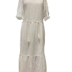 Elegant White Lace Maxi Dress - Vintage V-Neck Summer Party Dress for Casual Beach Outings