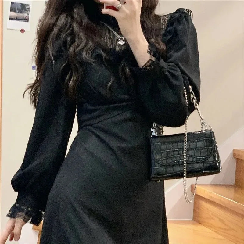 Elegant Y2K Lace Vintage Dress with Puffer Sleeves - Slim Midi Dress for Spring 2024