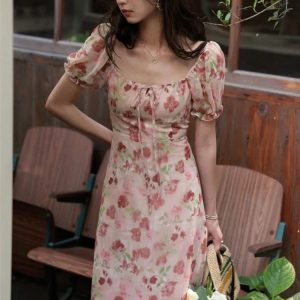 French Vintage Floral Printed Midi Dress with Puff Sleeves and Square Collar for Summer Parties