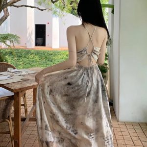 Korean Chic Summer Dresses: Elegant Sleeveless Solid Color Backless Midi for Casual Style