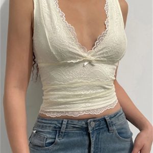 Lace Floral Y2K Aesthetic Sleeveless V-Neck Slim Fit Crop Top for Summer Party Style