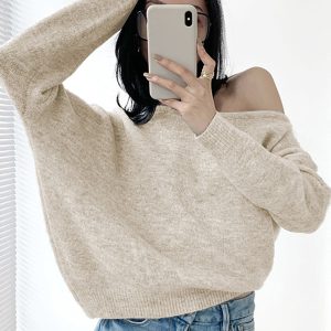 One-Shoulder Loose Knit Sweater: Y2K Aesthetic Long-Sleeve Top for Cozy Style