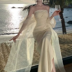 Trailing French Light Wedding Dress & Y2K Aesthetic Graduation Dress