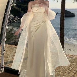 Trailing French Light Wedding Dress & Y2K Aesthetic Graduation Dress