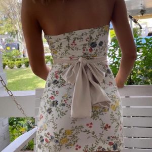 Trendy Y2K Floral Strappy Tube Top Dress - Hip-Hugging Fashion for a Chic Look