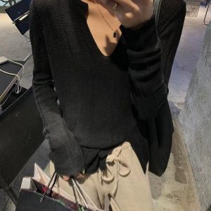 V-Neck Long-Sleeved Layering Top for Y2K Aesthetic Outfits and Comfy Style