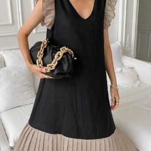 V-Neck Pleated Dress with Contrast Panels - Y2K Aesthetic Fashion Essential