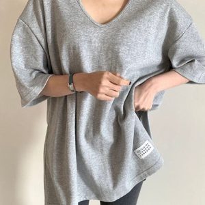 V-Neck Solid Color Pullover Tee - Essential Y2K Fashion Basic for Aesthetic Outfits