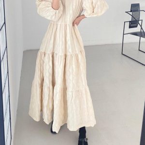 Vintage Round-Neck 3D Pleated Ruffle Long Dress - Y2K Aesthetic Maxi Dress for Chic Style