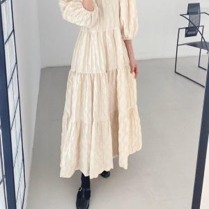 Vintage Round-Neck 3D Pleated Ruffle Long Dress - Y2K Aesthetic Maxi Dress for Chic Style