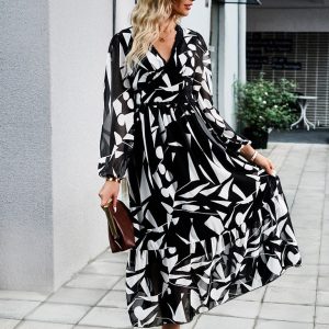 Women's Y2K Aesthetic Printed V-Neck Long-Sleeved Resort Dress for Casual Chic Style