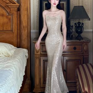 Y2K Aesthetic Silver Banquet Dress - Slim Fit Luxury Streamer Dress for Chic Occasions