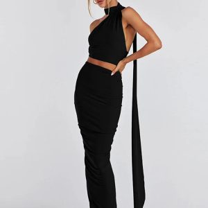 Y2K Classic Halter Backless Maxi Dress with Ruched Skirt - Elegant Sleeveless Clubwear 2024